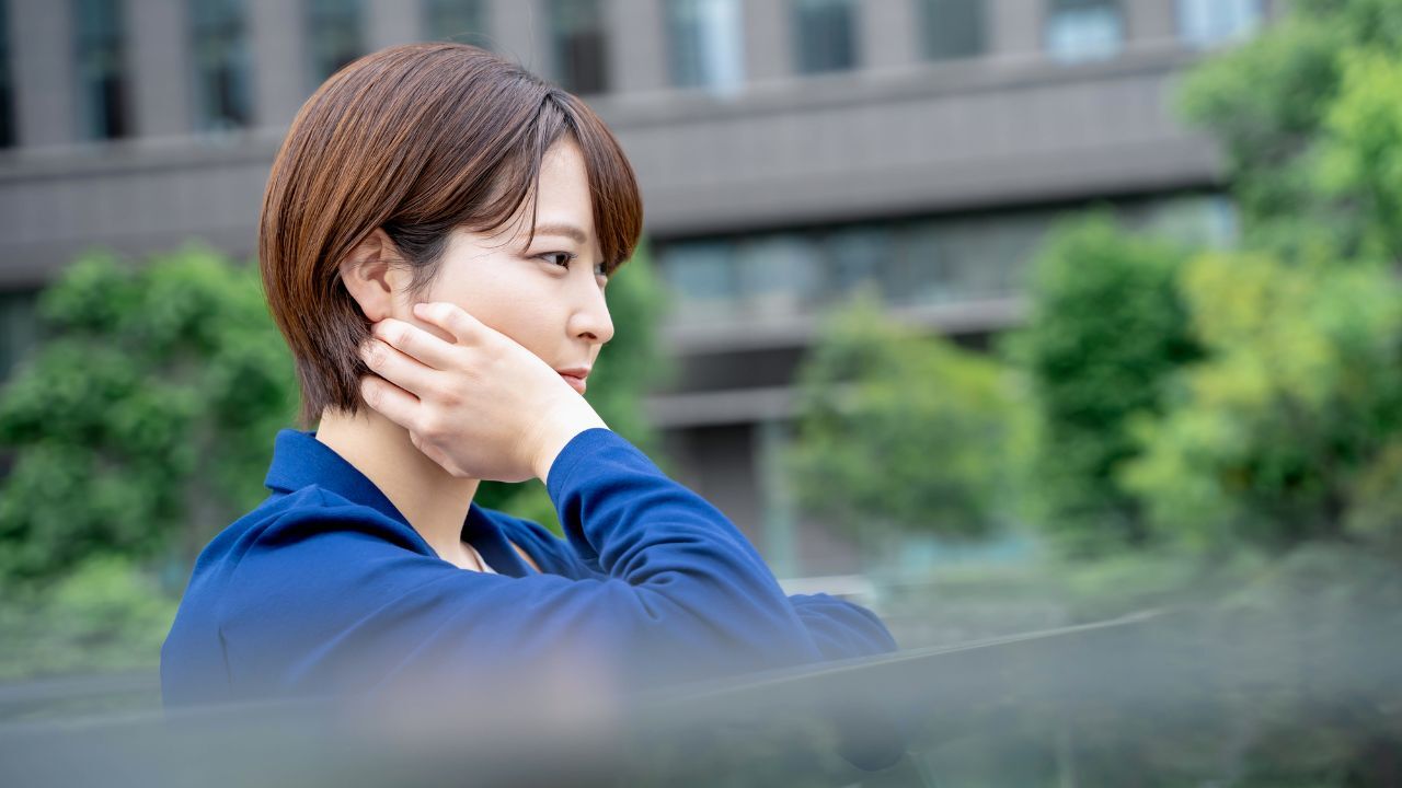 もう、限界です…憧れの「国家公務員」になった新卒女性。本配属直後に霞が関で見た「まさかの光景」に絶望（THE GOLD ONLINE（ゴールドオンライン））