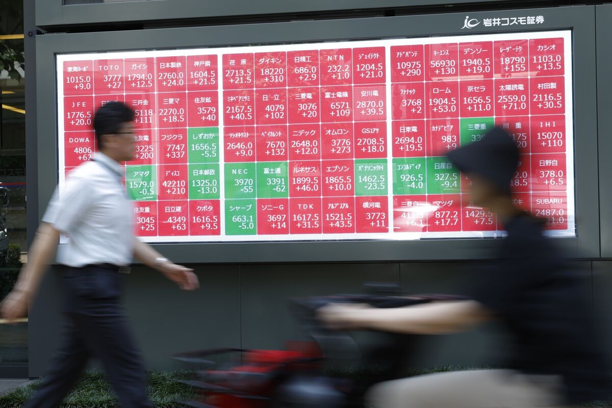 【日本市況】株式下落、レーザテク含め半導体の収益懸念－債券は上昇