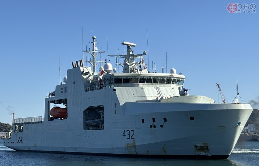 史上初の来日！ カナダの最新「巨大哨戒艦」が来日した理由とは？ 同志国としての存在感「すでに一仕事してきましたよ」