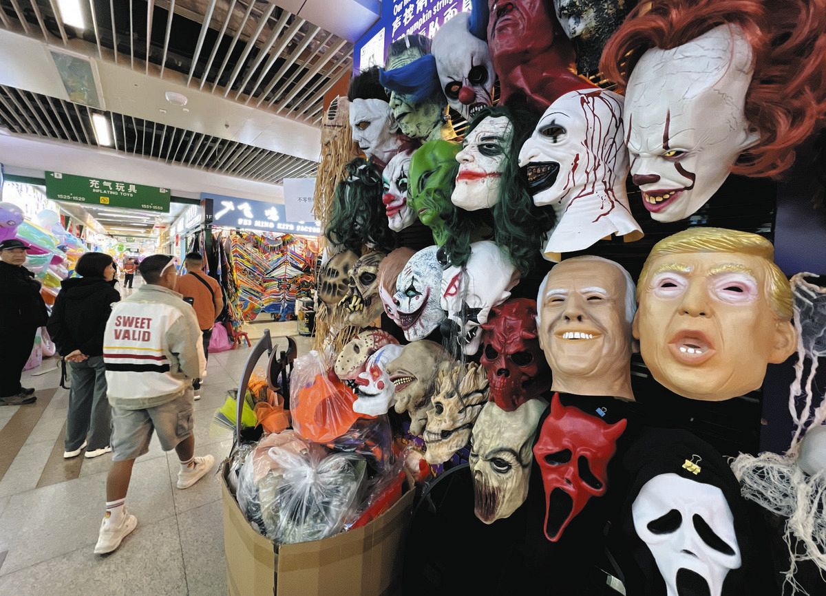 「何でもそろう」世界最大の中国卸売市場で対米取引が止まった 輸出業者たちが学び始めた次の「外国語」は