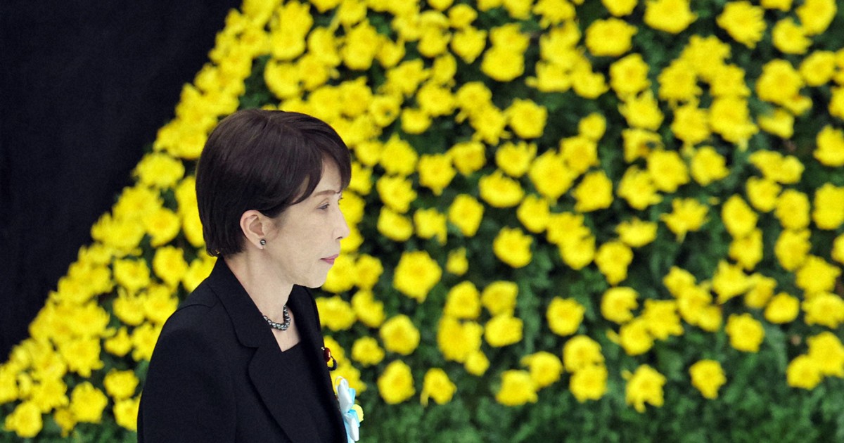 戦没者追悼「反省」消した高市首相 式辞で安倍氏にオマージュか