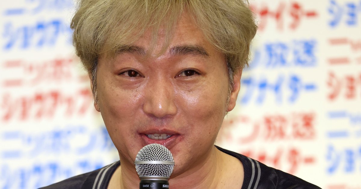 《浅黒マッチョに激変》スピードワゴン小沢が慶應大生になっていた！ 自粛生活1年半の“中身”