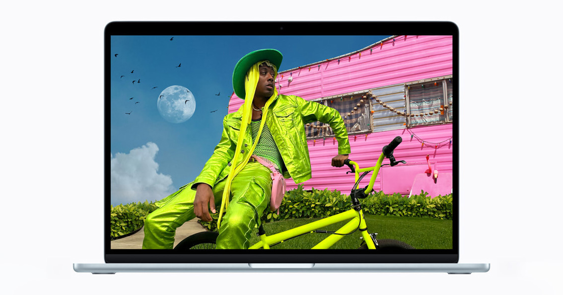 M5になった新型「MacBook Air」登場 標準ストレージは倍の512GBに 18万4800円から