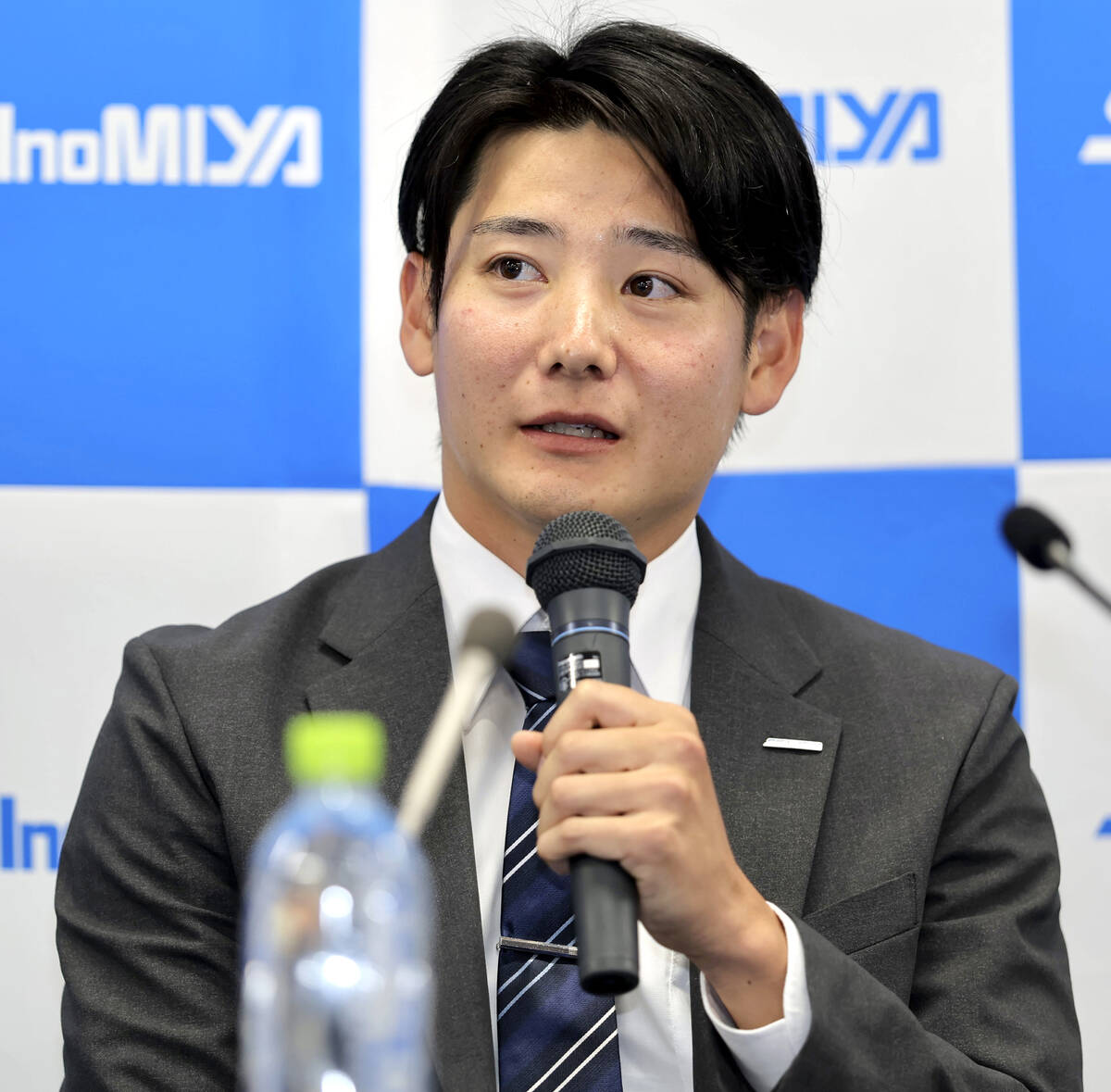 【巨人】ドラ１に鷺宮製作所の竹丸和幸を単独指名 社会人ＮＯ１左腕の交渉権獲得…阿部監督「球界を代表する投手を目指して欲しい」