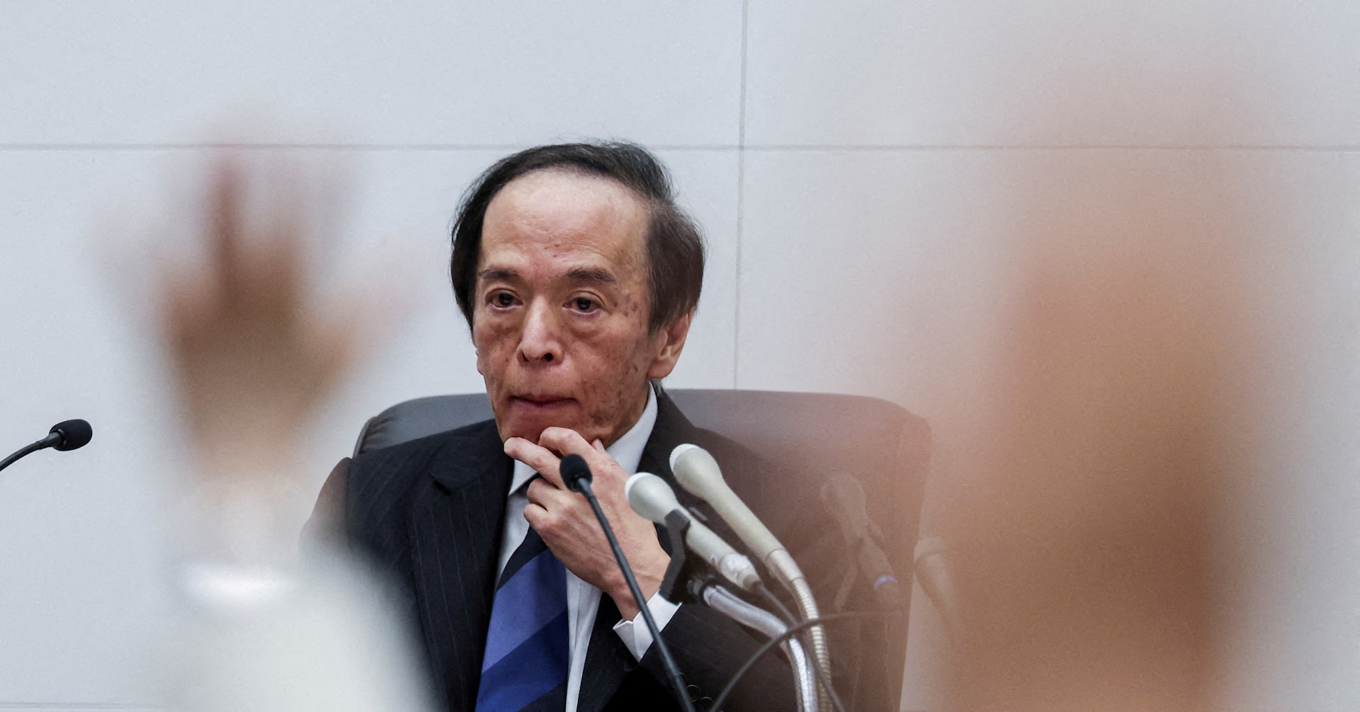 実質金利は極めて低水準、見通し実現していけば利上げ＝日銀総裁