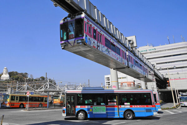 旧「京浜急行有料道路」から京急バス消える――「大船から完全撤退」まもなく 一部系統はバス会社を変え存続