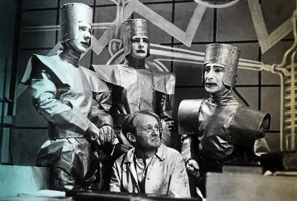 海外と日本で意味が違う「メカ」と「ロボット」―海外での用語の混乱した使われ方について【オリーさんのロボゲーコラム】