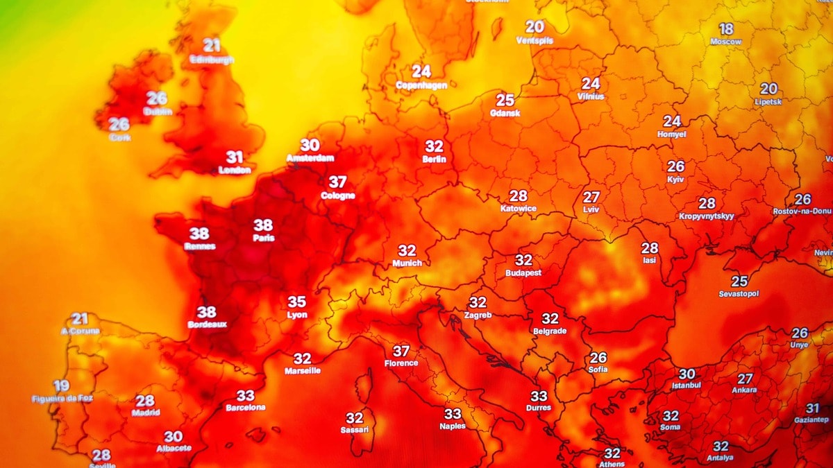 ｢暑ければ我慢すればいい｣エアコン普及率3％､教室内40℃､猛暑5000人超死亡…のドイツがそこまで我慢をする理由