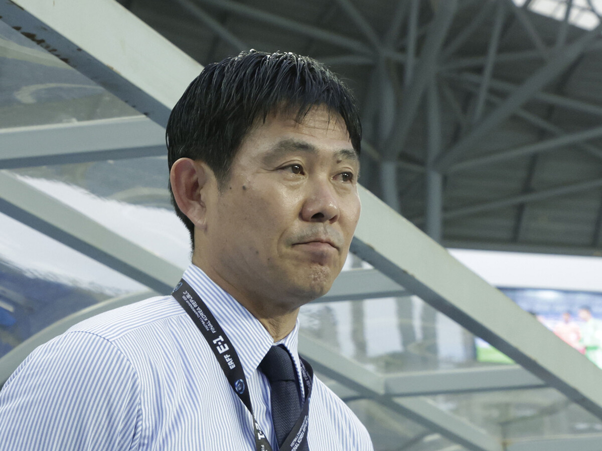 サッカー日本代表が香港戦の終盤に布陣変更 急造４バックが機能しなかったのはなぜか
