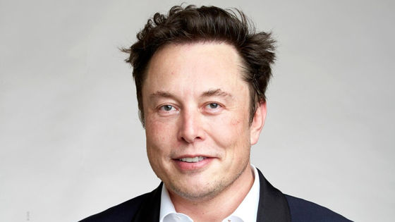 大手企業はイーロン・マスクのご機嫌取りのためにX(旧Twitter)への少額の広告予算をわざわざ割り当てている