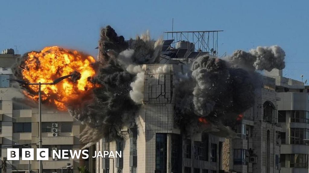 トランプ氏、米軍は「間もなく」イランを離れると イスラエルはレバノンに「安全地帯」