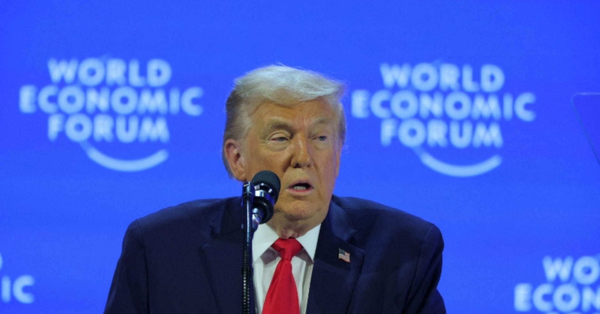 トランプ氏、グリーンランド「大枠合意」 武力行使否定・関税撤回