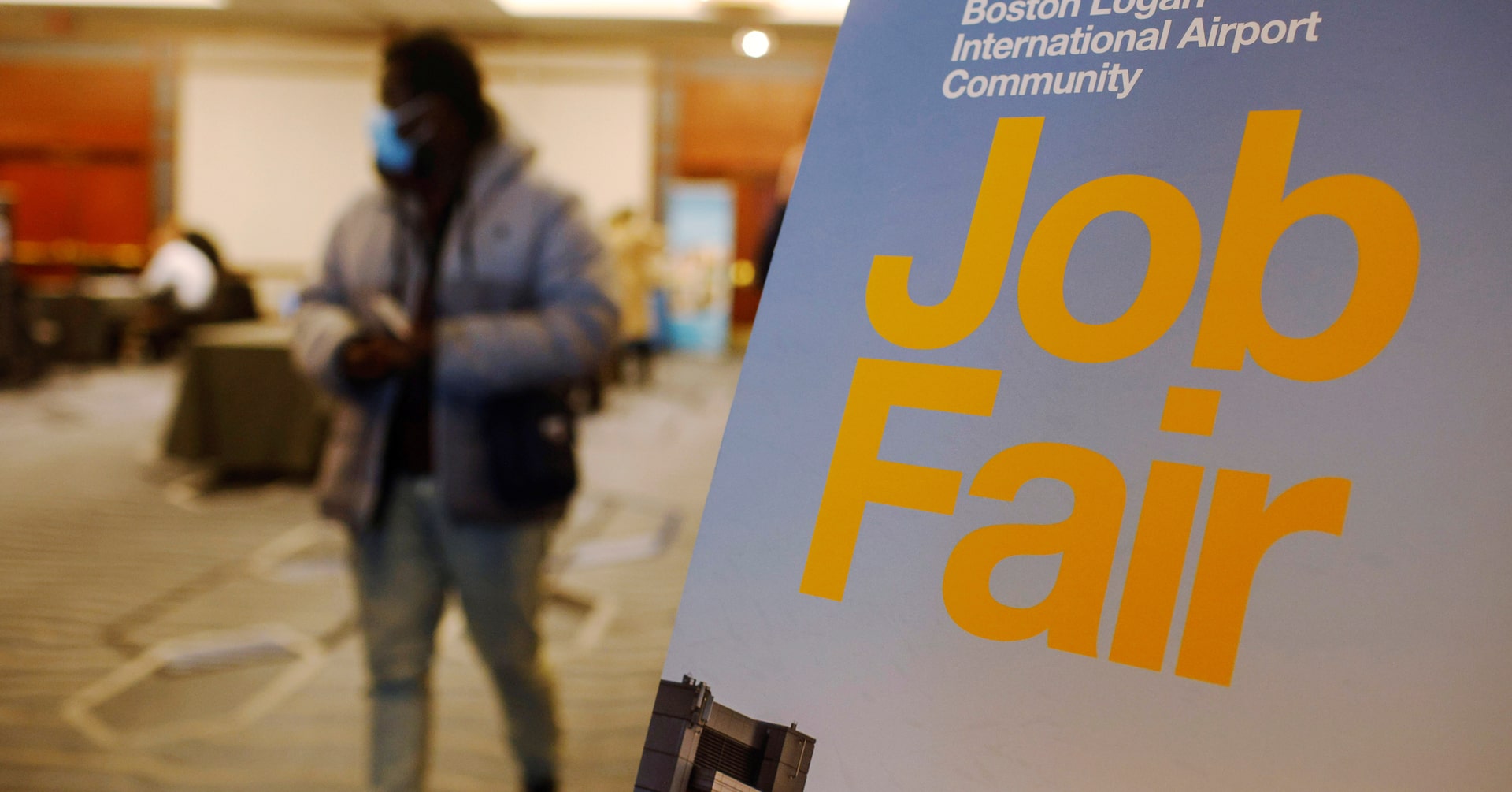 米5月求人件数、37.4万件増 関税の先行き不透明感から採用は減少