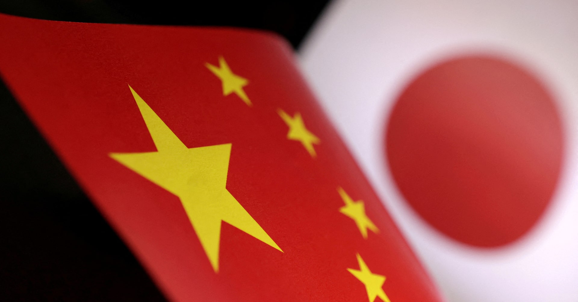 アングル：日中対立激化、新たな円安の火種に 利上げ見送り思惑に拍車