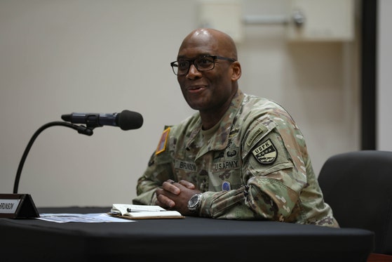 「朝鮮半島が外縁部だって？ これを見るといい」…在韓米軍司令官が取り出した“逆さの地図”