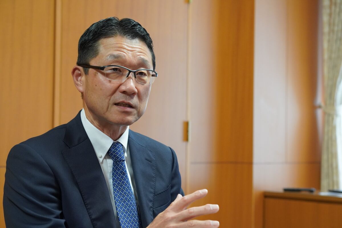 金融庁長官、金利上昇で地銀の「優勝劣敗」鮮明に－再編など改革促す
