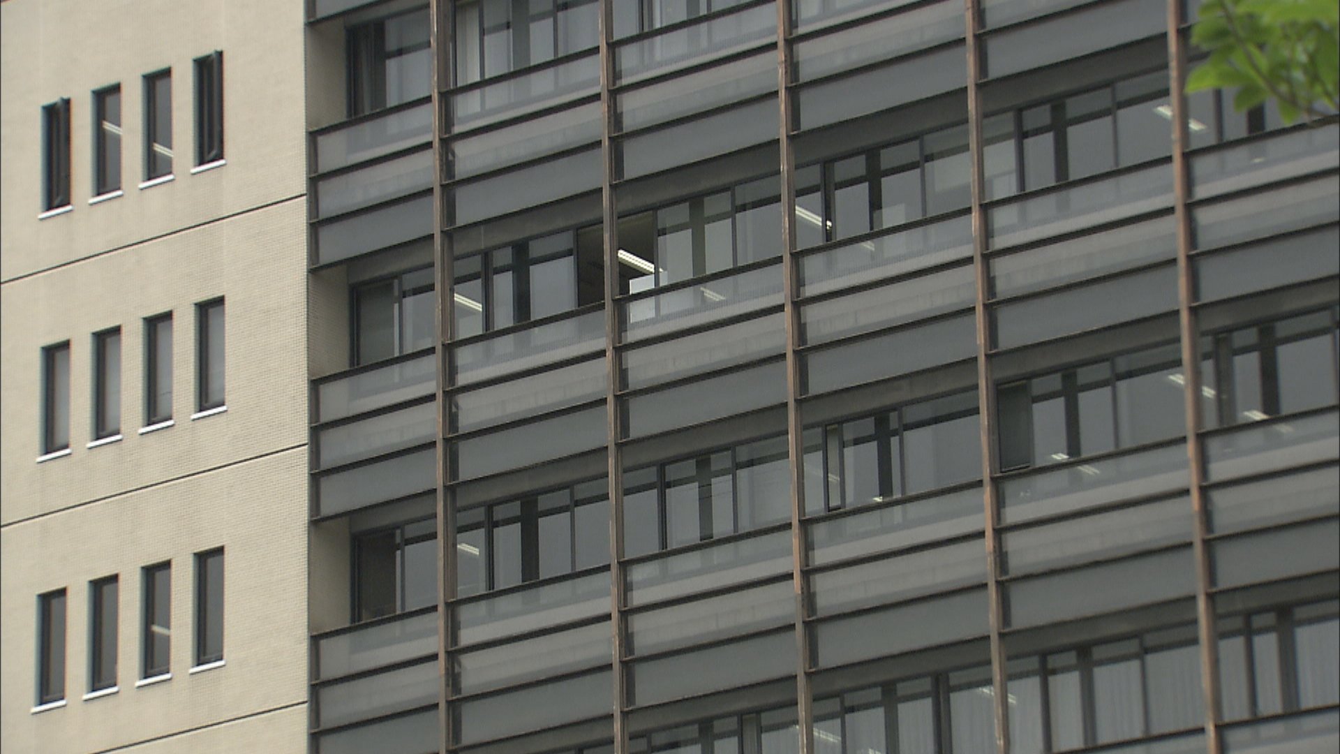 東京で無差別殺傷を計画か「物価高による生活苦から死にたいと」53歳男を逮捕 高速バスを予約してナイフをリュックに 「射殺されるか死刑になって死ねると」富山県滑川市