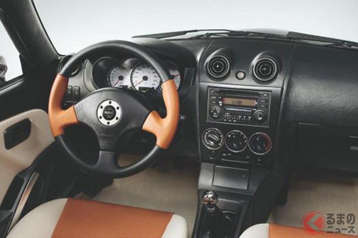 ダイハツ斬新「スポーツカー」に大反響！ 「1.5Lエンジンは速そう」「ワイドボディの迫力ある」「内装の高級感がスゴイ」の声も！ “軽”じゃない大きな「コペンZZ」に再注目！