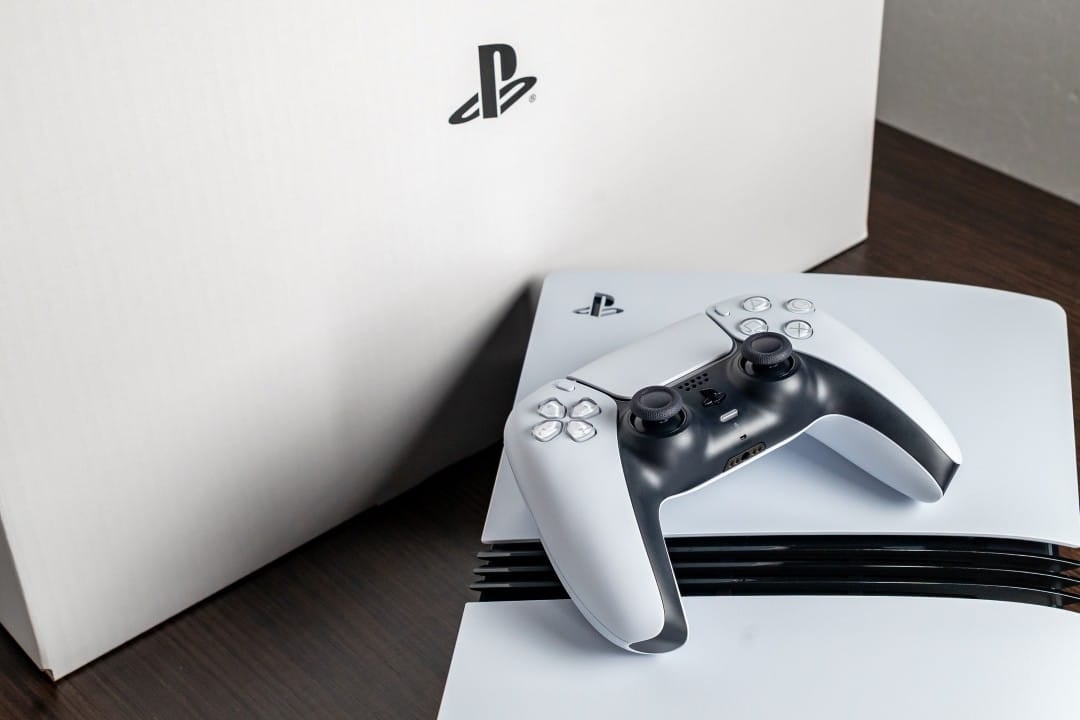 ディスクプレーヤーはソニーからの新しい統一オファーで日本のデジタルPS5の標準アイテムとなる