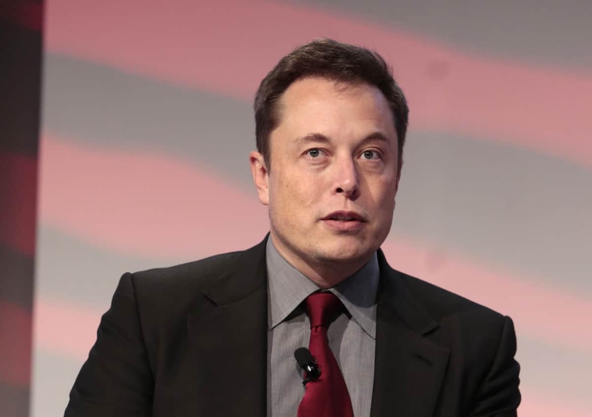 テスラが売れない！中国BYDに大きく離される 欧米でイーロン・マスクへの拒絶反応、日本EVメーカーに勝機は