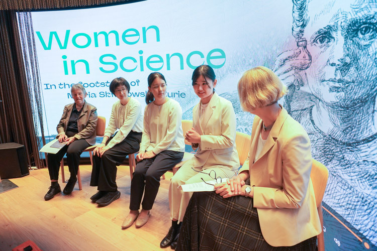 万博で交わったキュリー夫人の足跡と日本の女性研究者～ポーランド館のイベントより（Science Portal）