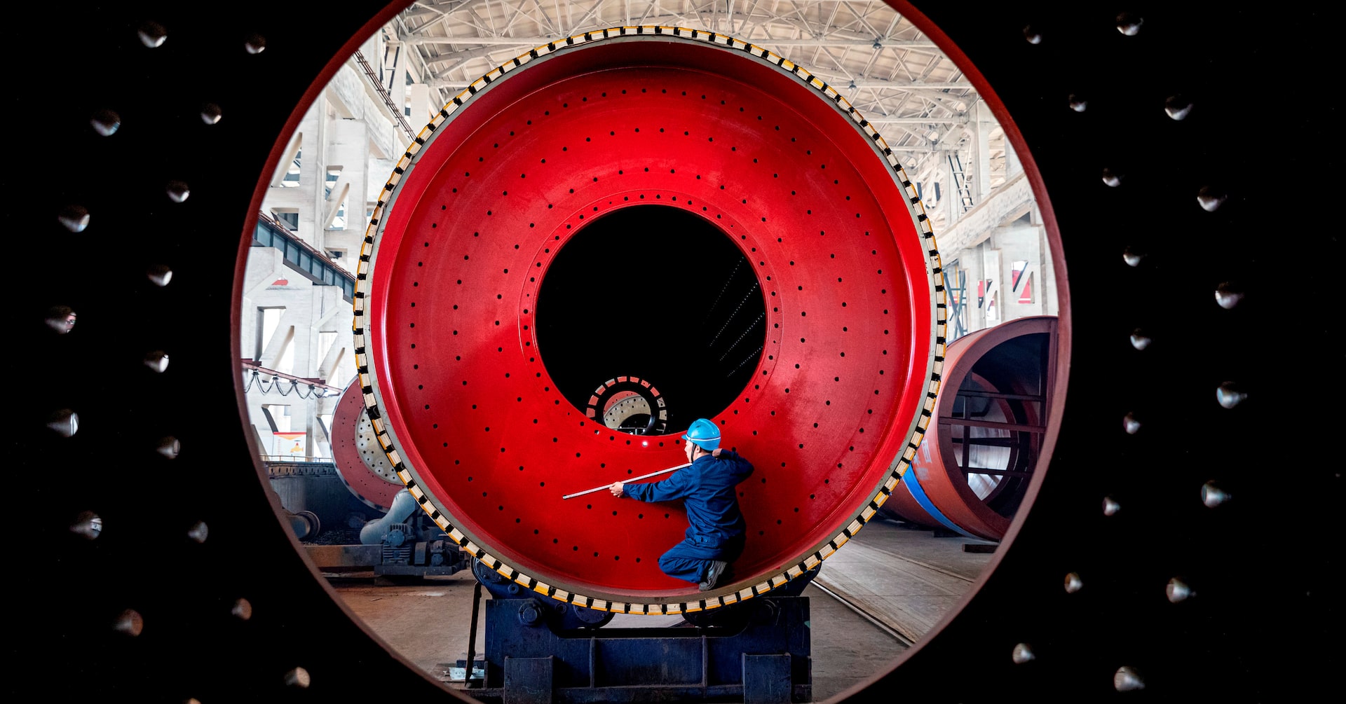 中国製造業ＰＭＩ、11月は8カ月連続50割れ 非製造業も3年ぶり縮小