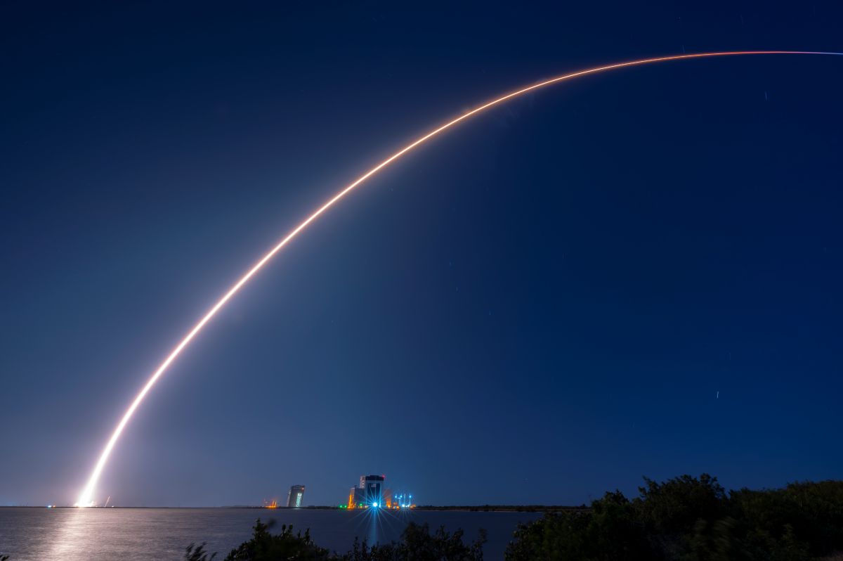 宇宙ゴミと化したスペースXのロケット、8月に「月面衝突」か 推定速度は秒速2.43km