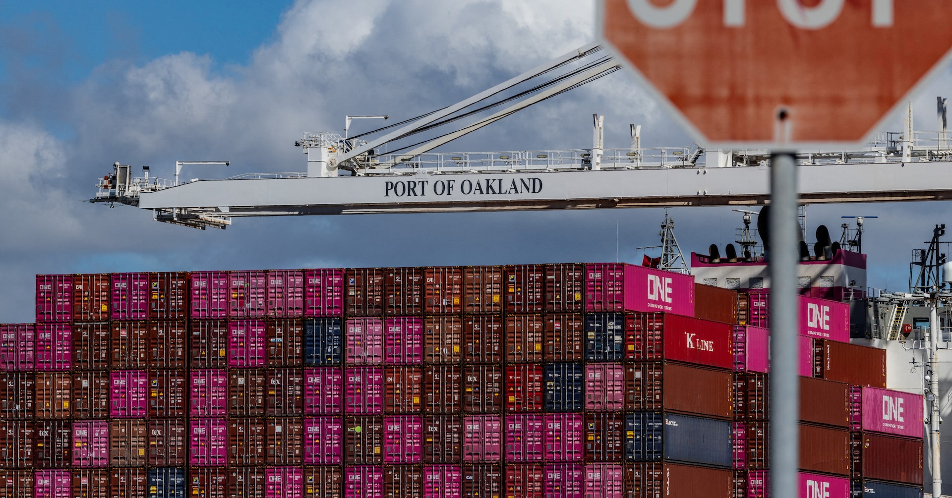 米輸入物価、4月は予想外の上昇 資本財価格がエネルギー安を相殺