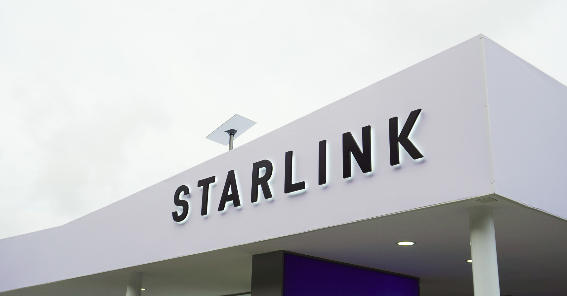 Starlink、日本でKDDIに加え「2社」に衛星スマホ通信を提供へ 「4キャリアで衛星」の時代が到来