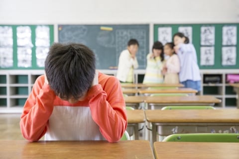 「学校が動かないから晒すしかない」いじめ動画の「拡散」は正義か暴力か…過去の被害者からは反対意見も（弁護士ドットコムニュース）