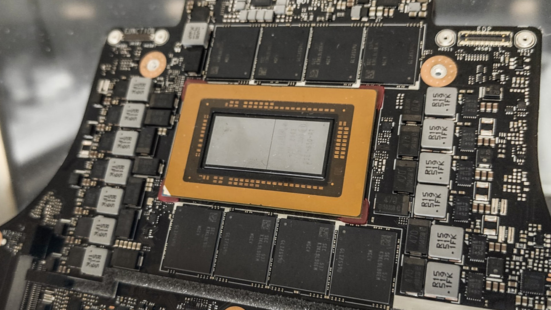 「NVIDIA RTX Spark」とArm版Windowsでゲーム、制作、ローカルAIが妥協なく動く新世代PCを実現――COMPUTEX外の特設会場で技術デモや展示を披露