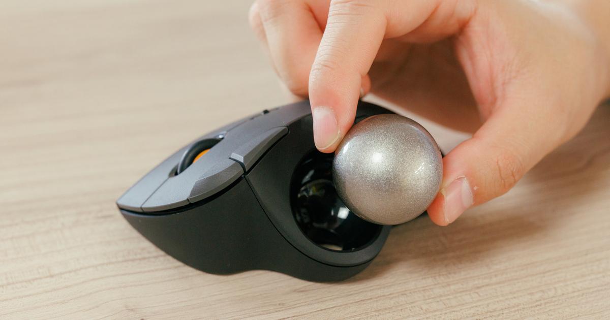 エレコムのトラックボールマウス「IST PLUS」はなぜ気持ちいい？ 転がりの秘密を探ってみた