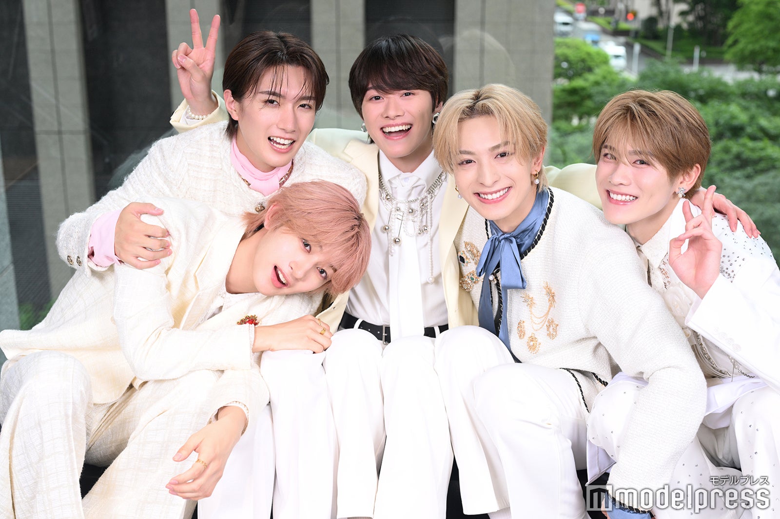 なにわ男子・大橋和也らLiKE LEGEND、自分が女の子だったら“推したい”メンバーは？5人のグループトーク事情も明らかに【「君がトクベツ」インタビュー連載Vol.10】