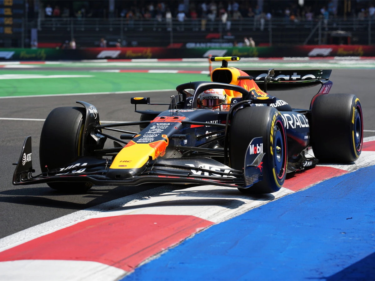 【F1】角田裕毅に求められるのは、フェルスタッペンのような「すべてを忘れて、とにかくプッシュする力強さ」