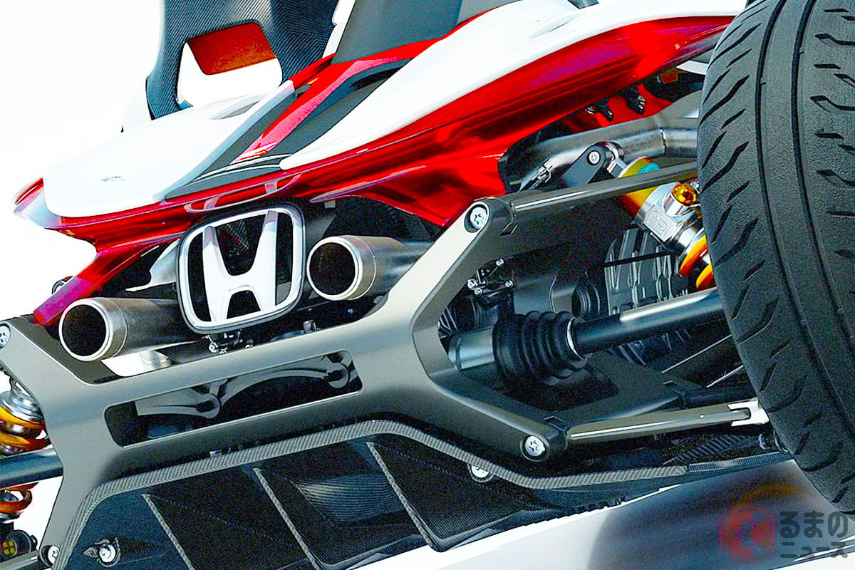 ホンダ超本格「“2人乗り”MRスポーツカー」がスゴイ！ “全長3m”の極小ボディに「超高回転エンジン」搭載！ “ホンダ魂”感じる「超スパルタン仕様車」プロジェクト2＆4とは！