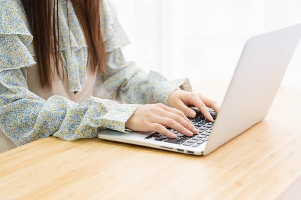 「短時間で会社員並み」スマホひとつ、30分の『すき間副業』で月3万円！効率化のカギは“AI活用”（週刊女性PRIME）