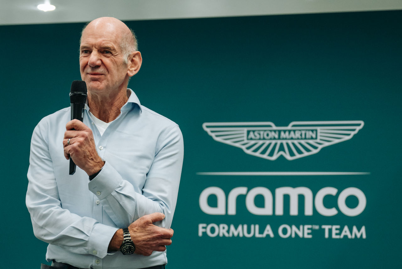 ニューウェイが来季アストンマーティンのチーム代表に就任。チームが新体制を発表、噂されたホーナーの名前はなし（オートスポーツweb）