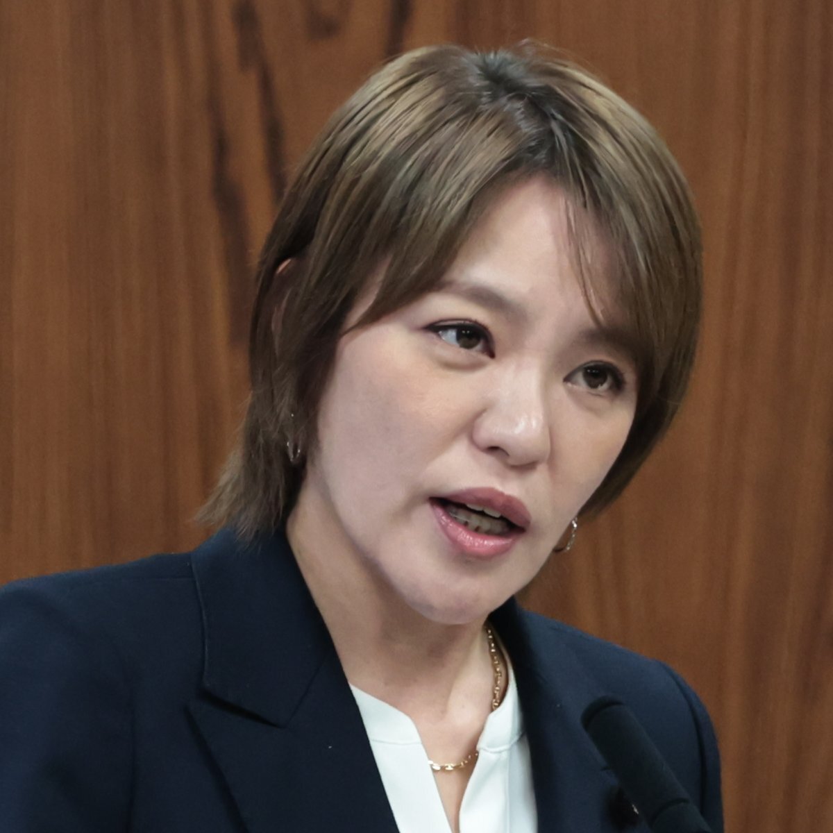 「元アイドルという職業への偏見」“共産党の論客”が今井絵理子議員へのバッシングに苦言…関係者も明かす「他党にも好かれる」人物像（女性自身）