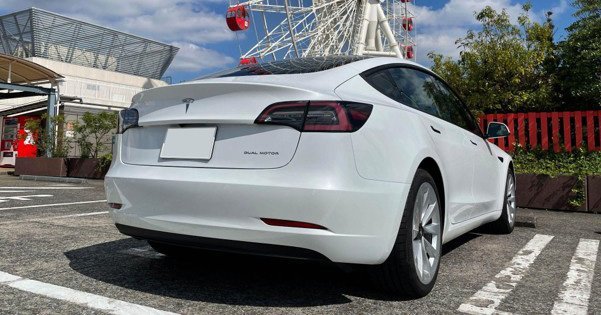 「5年でバッテリーが使い物にならなくなる」は本当か テスラ「モデル3」5年目点検で分かったこと
