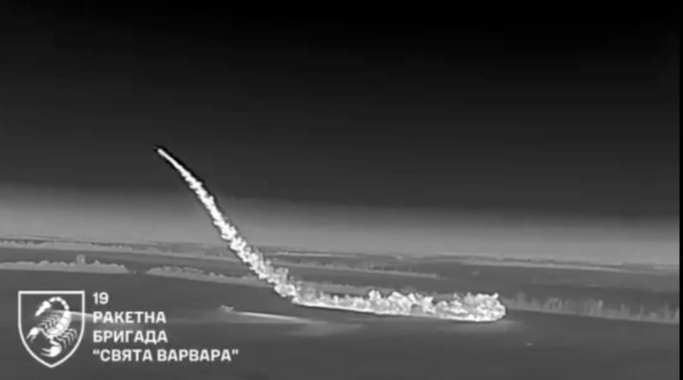 ウクライナ、国産巡航ミサイル「フラミンゴ」の最新映像を公開…1500km飛行してロシア深部の軍事複合施設を爆撃 （海外）