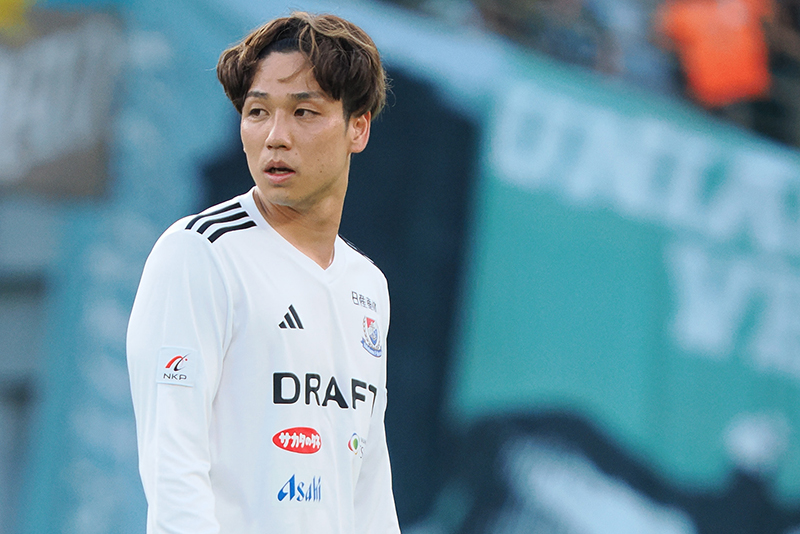 加藤蓮のクロスに合わせたのは角田涼太朗。 マリノス復帰戦を自身のゴールと勝利で祝った [J26節 清水戦レビュー]