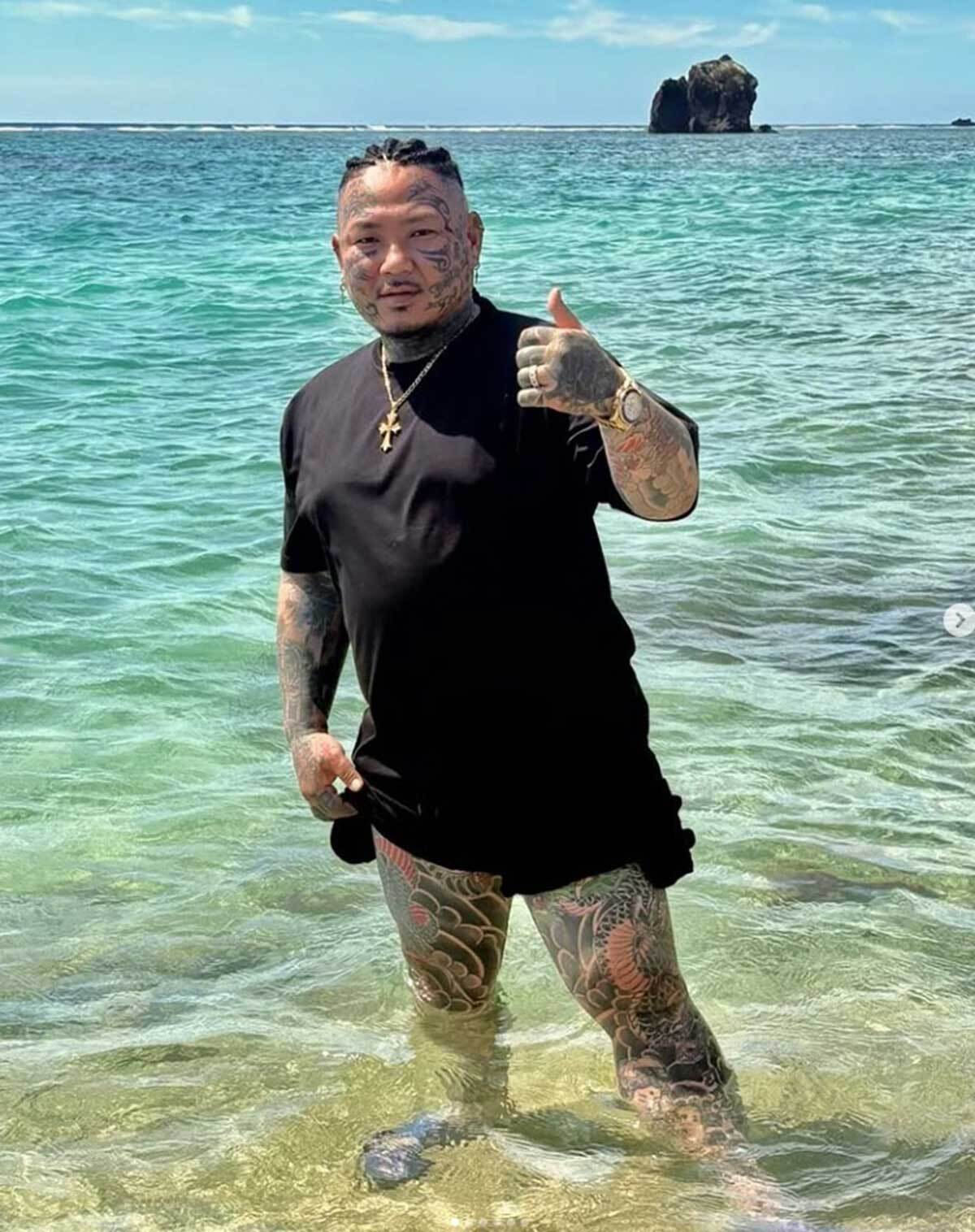 いじめ騒動の栃木・県立高をYouTuberが次々ノーアポ訪問し批判殺到“不法侵入”言い渡されあえなく退散（SmartFLASH）