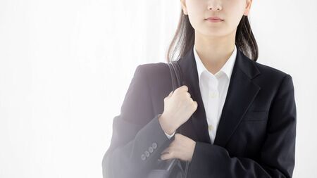 「がんばるくらいなら、日本経済はこのまま衰退してかまわない」と思う若者たちが60％もいるという衝撃（東洋経済オンライン）