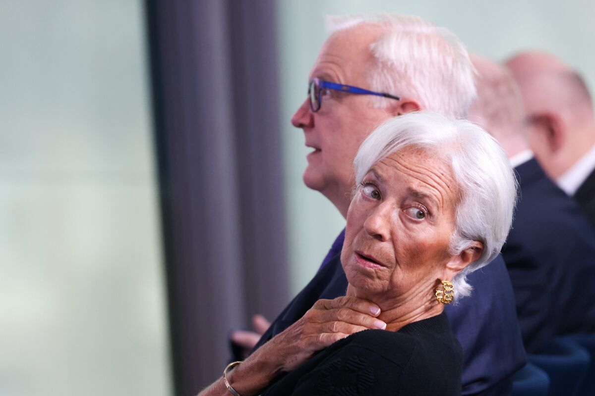 【焦点】フランス政局、ＥＣＢ政策運営に重荷－８日に内閣信任投票