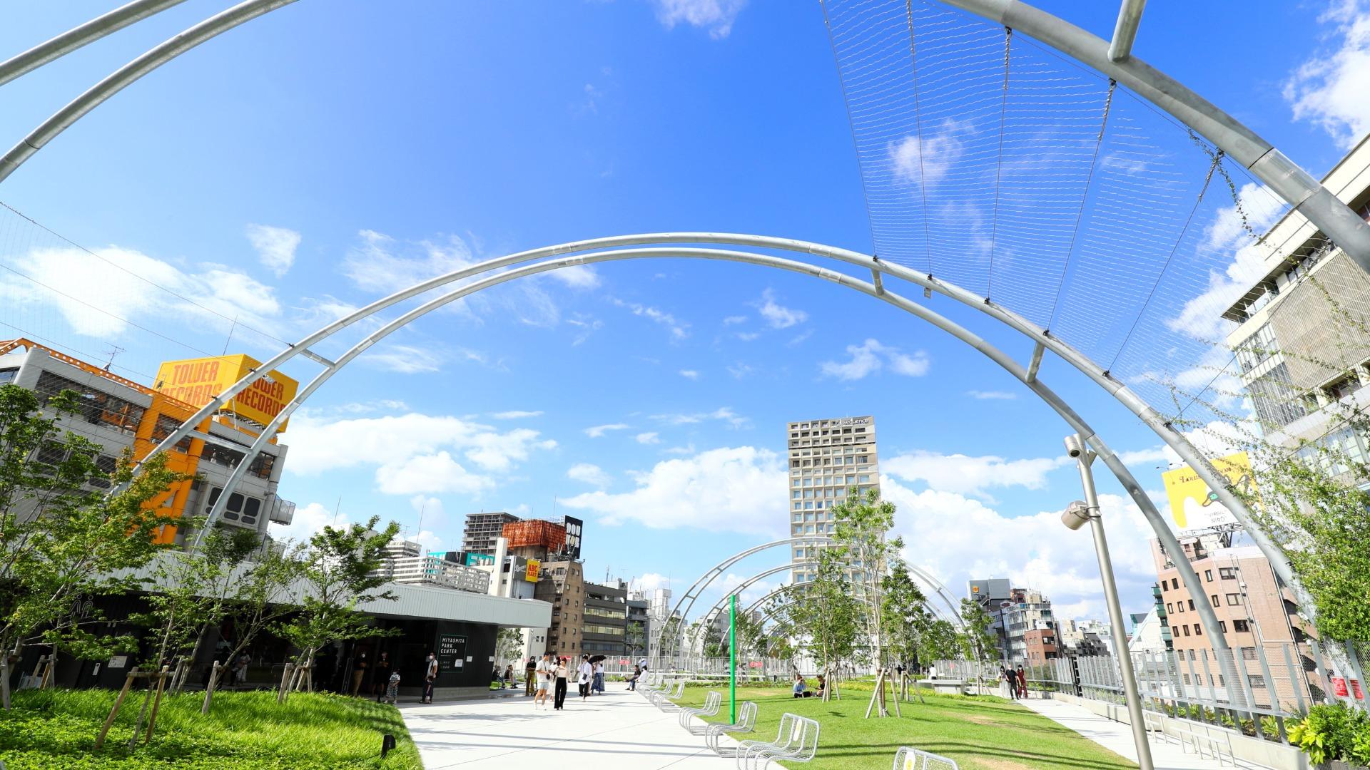 令和の若者が集う理由 ファッション最前線は「原宿GAP前」から「ミヤシタパーク」へ #服のふしぎ