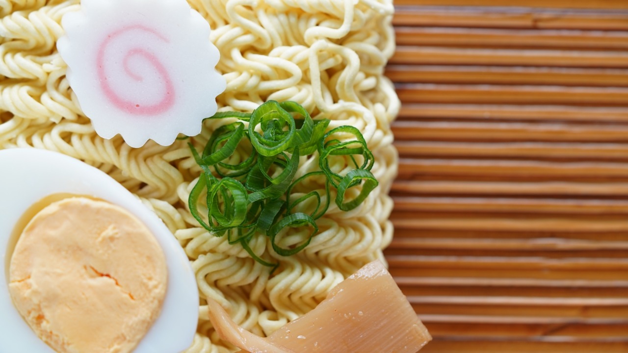 【50代が選ぶ】リピートしたことがある「袋麺シリーズ」ランキングTOP18！ 第1位は「サッポロ一番」【2025年最新調査結果】